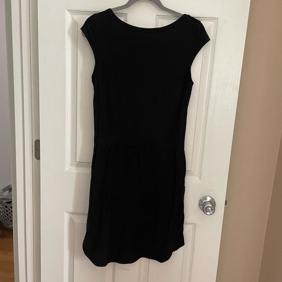 Cap Sleeve Athletic Dress - Picture 2 of 5